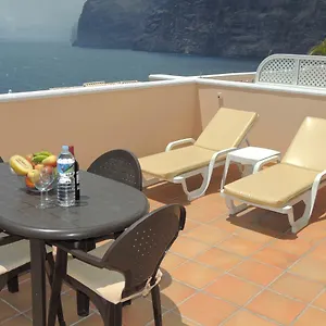 romantic-retreat-with-marine-view.in-canary-islands.com/
